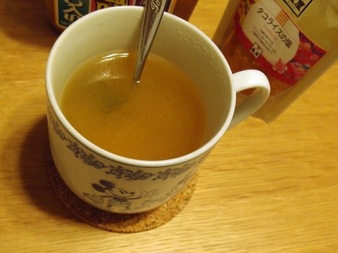 タコライスの塩で作るカップスープ・2種